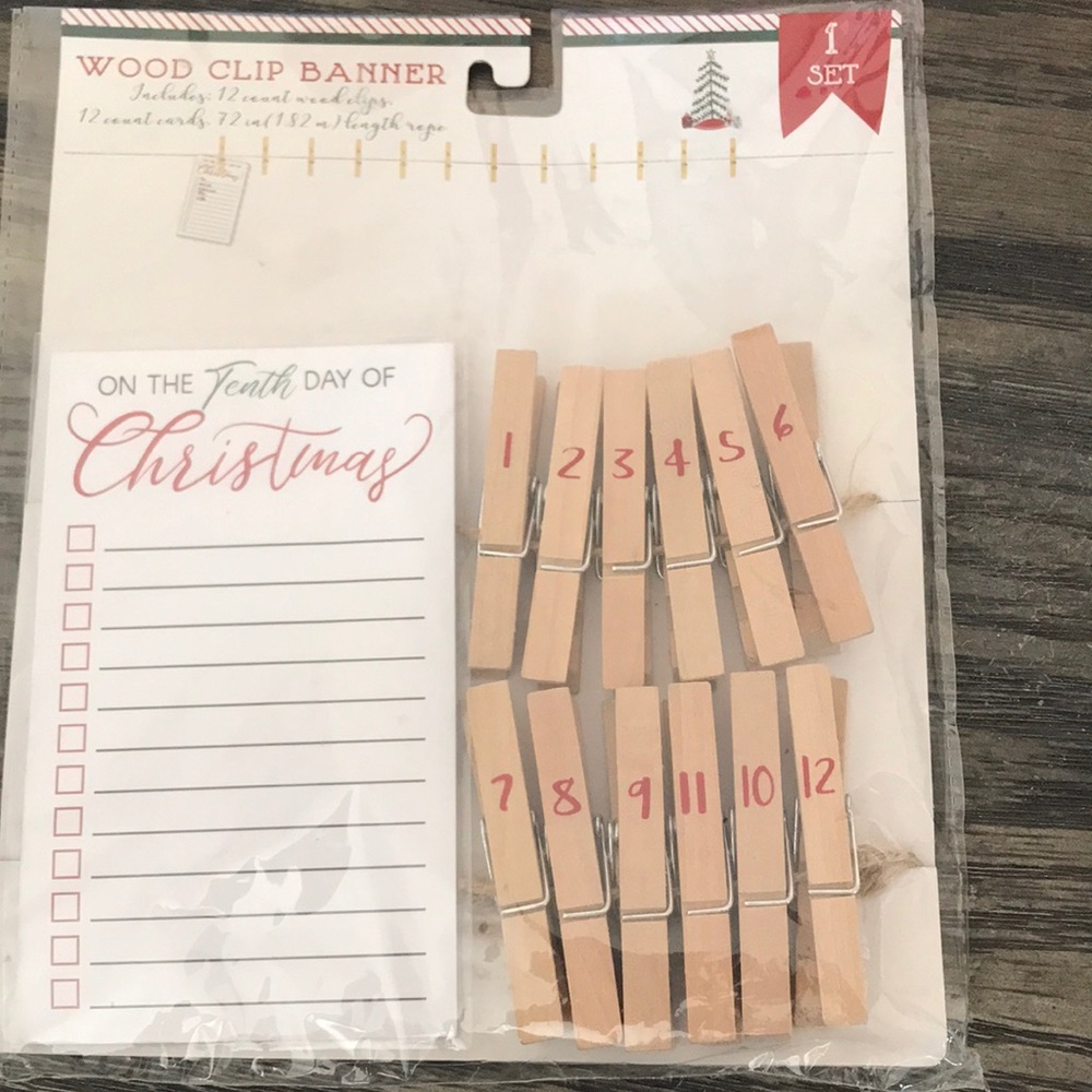 One set of Wood Clip Banner